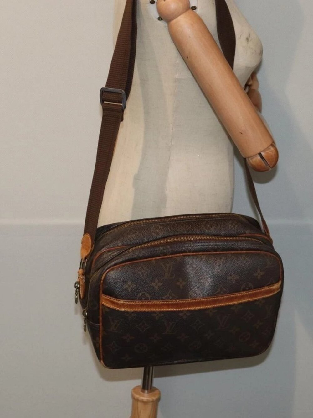 LOUIS VUITTON Monogram Reporter PM Shoulder Bag M45254 LV Auth